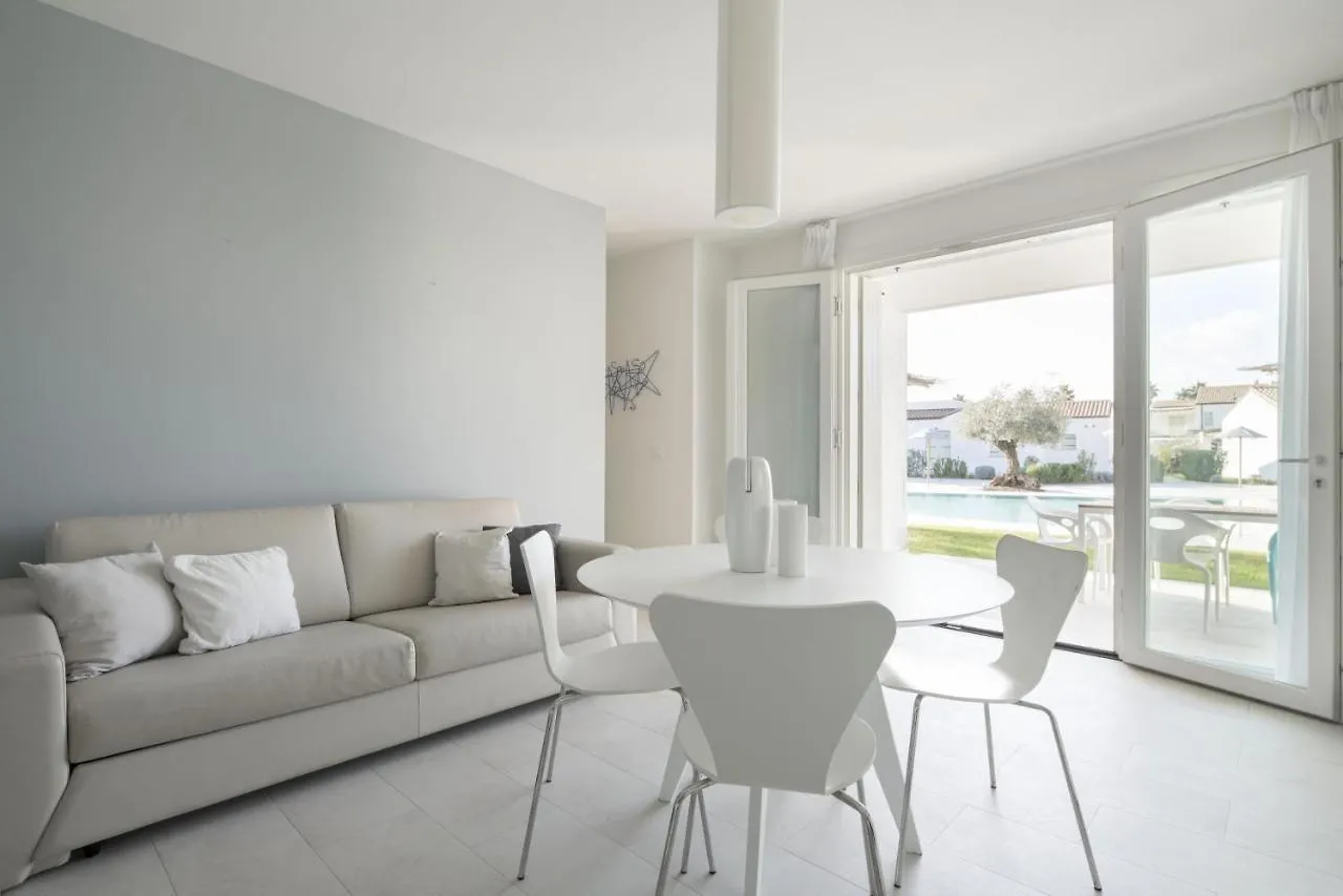 Immobiliare Jvl - Les Maisons Lido di Jesolo 0*,  Italy